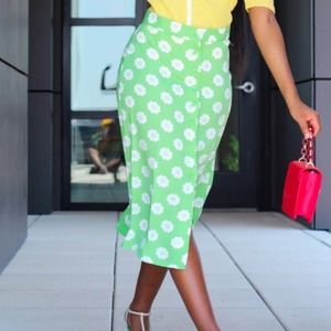 Modcloth‎ NWT green button front white flower print midi skirt woman's size 12